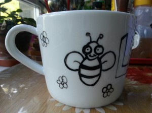 Little Bee cup